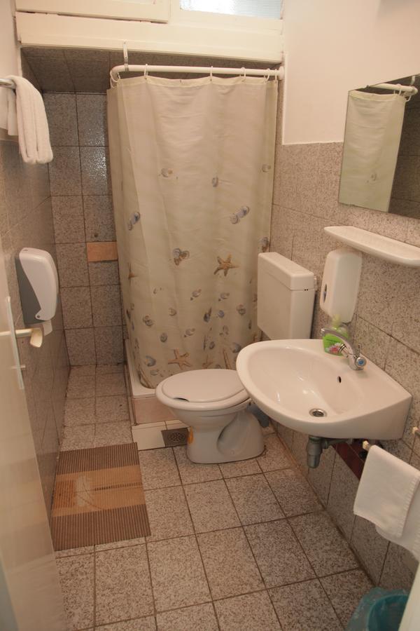 Dck Rooms Kostrena Exteriör bild
